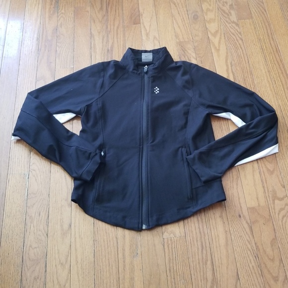 Nike Tops - Nike Dri Fit Jacket Size Small 4-6 Black White